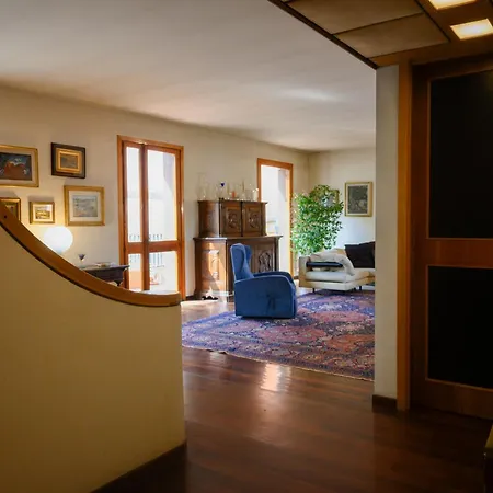 70's Design Penthouse With Terrace